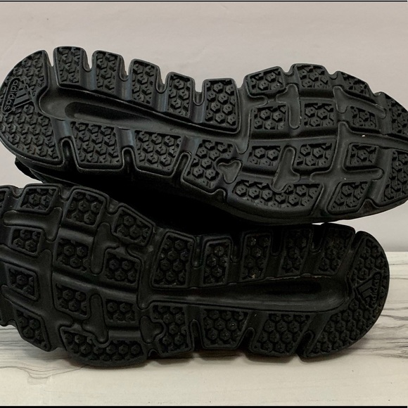 Adidas Men’s Triple Black Running Shoes Sz. 6.5 - Picture 7 of 7